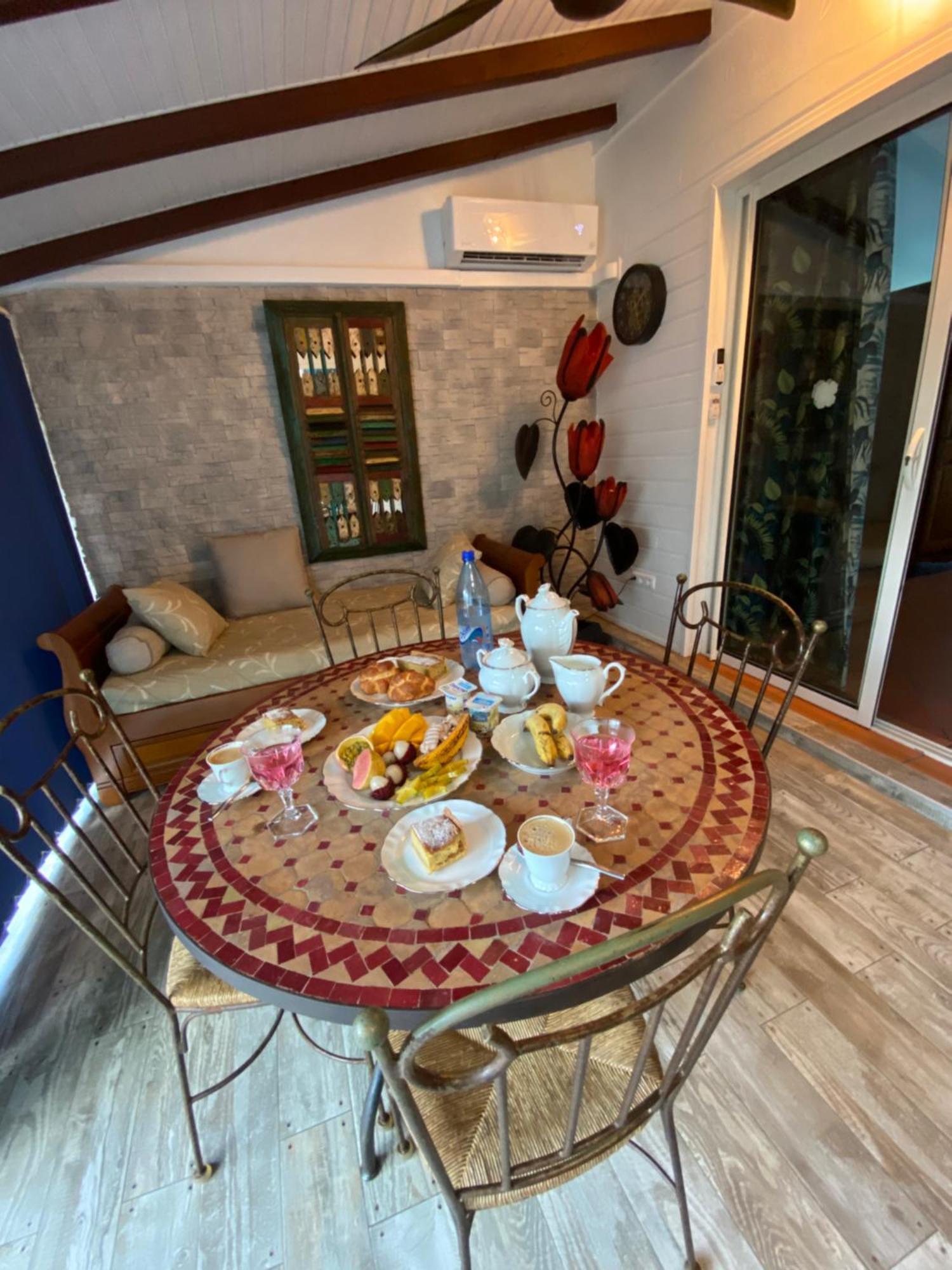 Alpinia Appartement Sainte-Anne Buitenkant foto